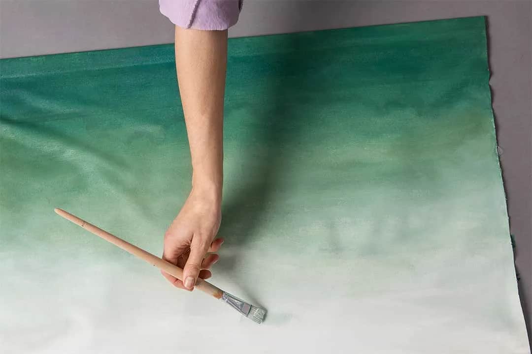 Czym pomalować rolety materiałowe, aby uniknąć nieudanych efektów?