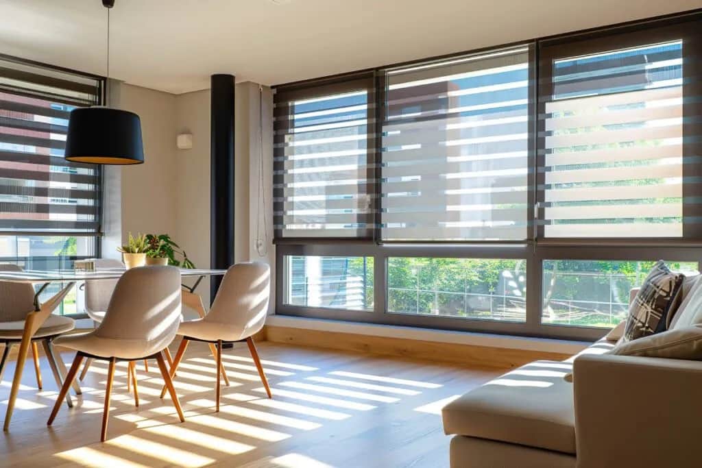 Jak umyć rolety dzień noc – skuteczne metody i najczęstsze błędy