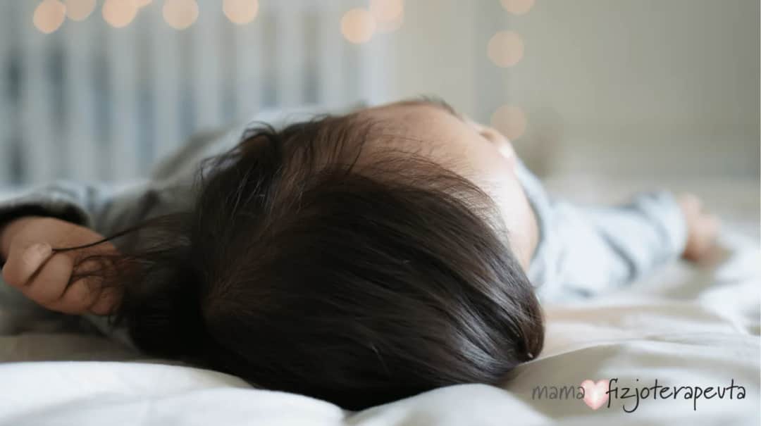 Czy poduszka klin jest bezpieczna dla noworodka? Sprawdź ryzyka i korzyści